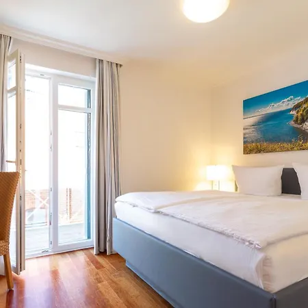 Strandzauber - Villa Helene Mit Seitlichem Meerblick Direkt Am Strand Binz Extérieur photo